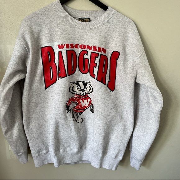 Wisconsin Badgers crewneck - Picture 1 of 5